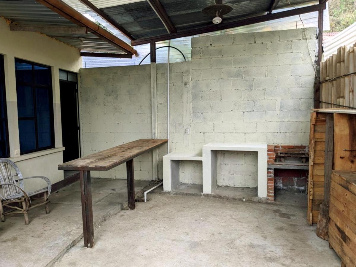 Tika' Aaj Mini-Hotel San Pedro La Laguna Εξωτερικό φωτογραφία